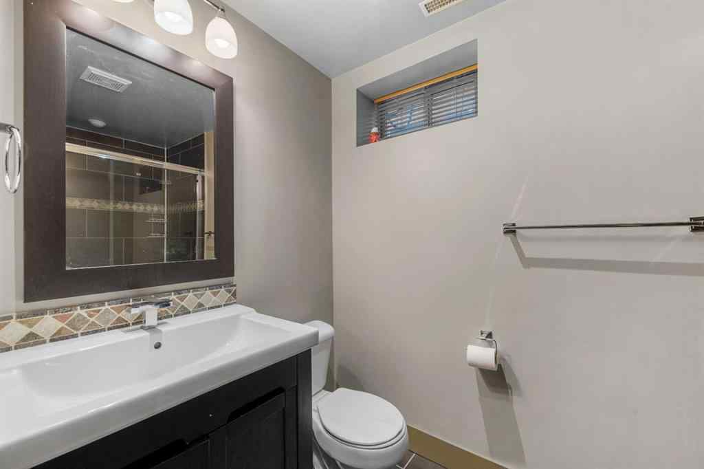 MLS® A2258017 - Unit #3 2421 29 Street SW in Killarney/Glengarry Calgary, Residential