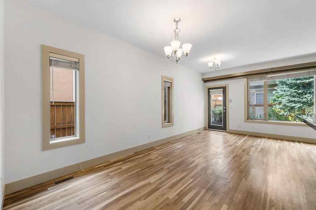 MLS® A2258017 - Unit #3 2421 29 Street SW in Killarney/Glengarry Calgary, Residential
