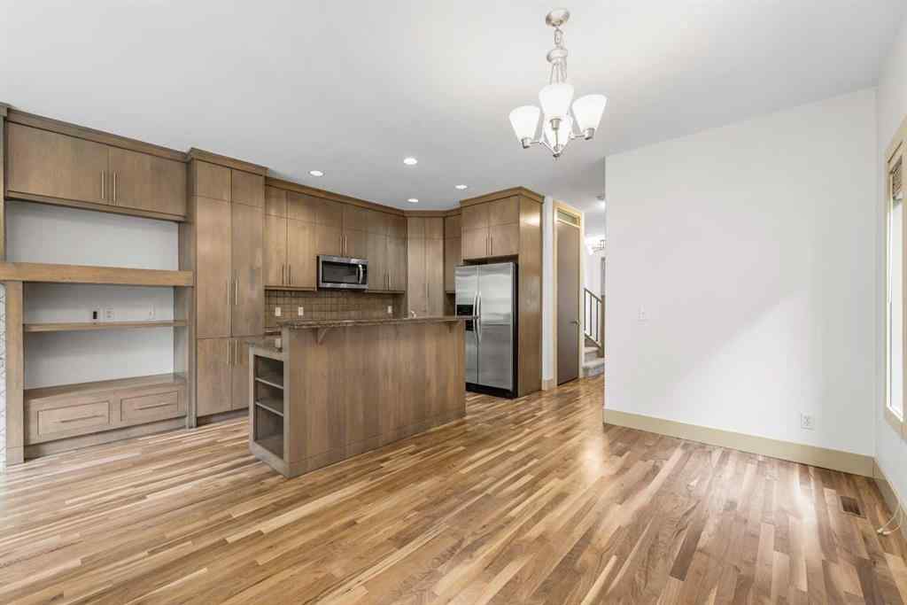 MLS® A2258017 - Unit #3 2421 29 Street SW in Killarney/Glengarry Calgary, Residential