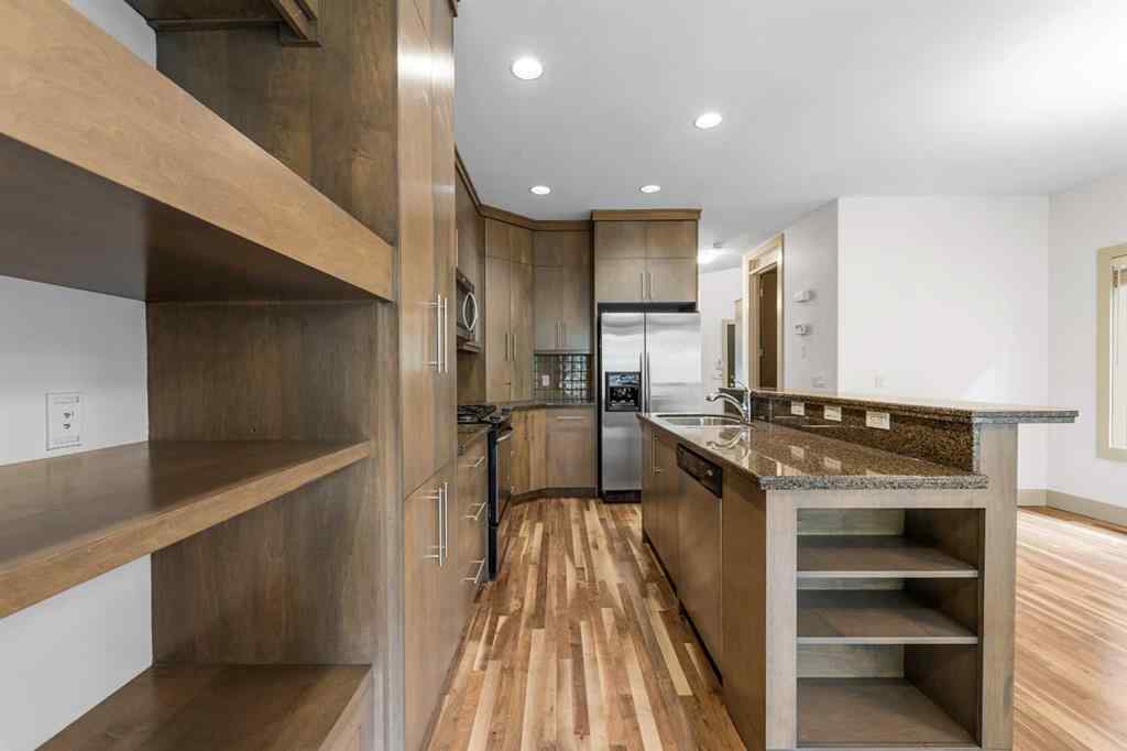 MLS® A2258017 - Unit #3 2421 29 Street SW in Killarney/Glengarry Calgary, Residential