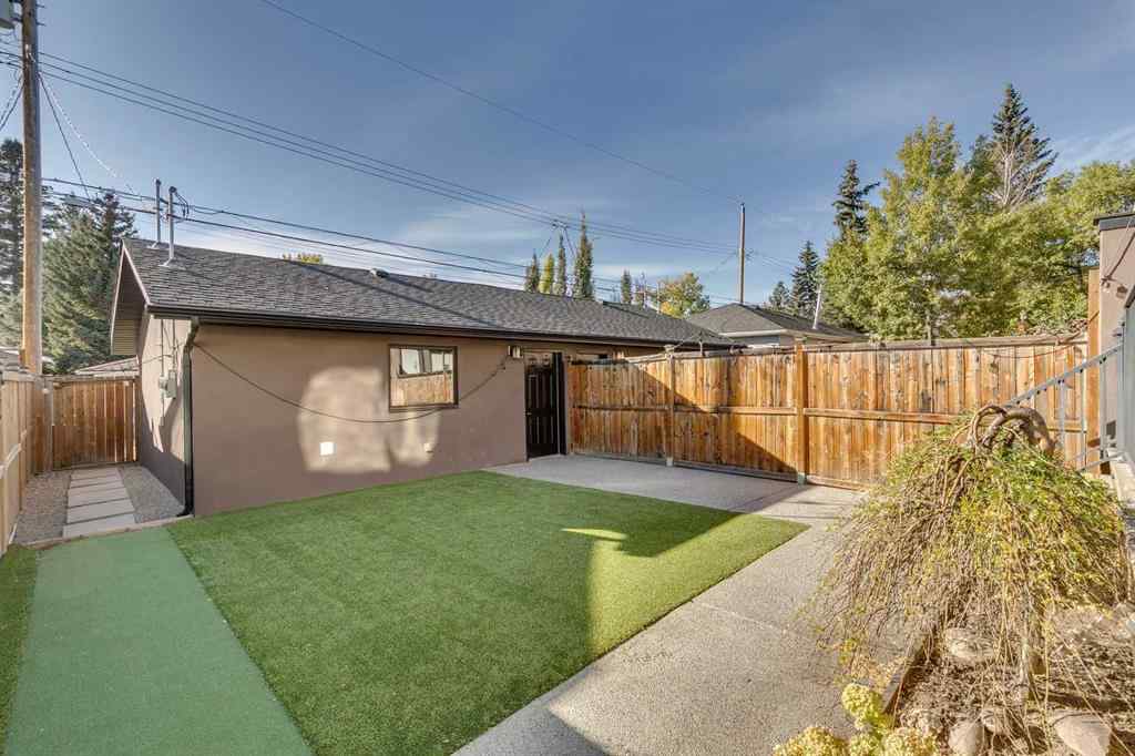 MLS® A2258021 - 3529 40 Street SW in Glenbrook Calgary, Residential