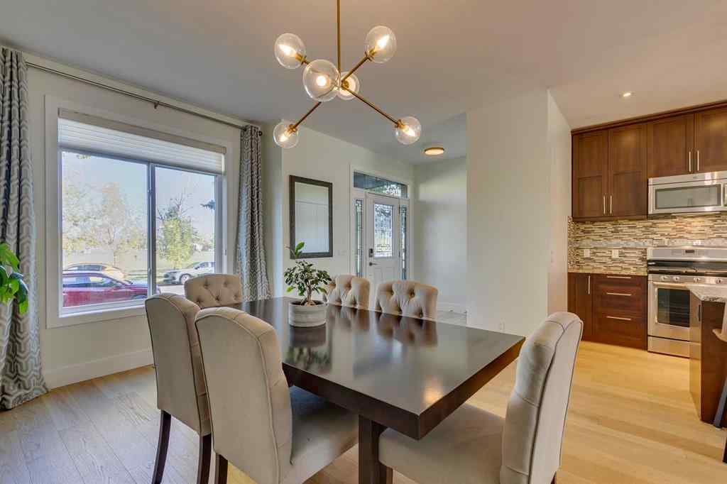 MLS® A2258021 - 3529 40 Street SW in Glenbrook Calgary, Residential