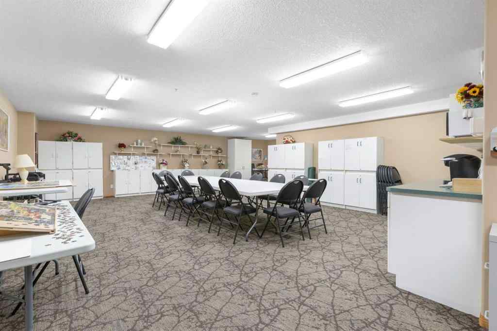 MLS® A2258024 - Unit #326 6868 Sierra Morena Boulevard SW in Signal Hill Calgary, Residential