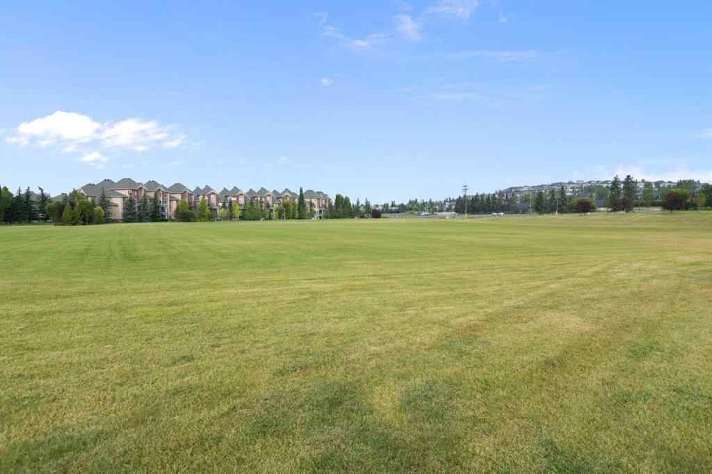 MLS® A2258024 - Unit #326 6868 Sierra Morena Boulevard SW in Signal Hill Calgary, Residential