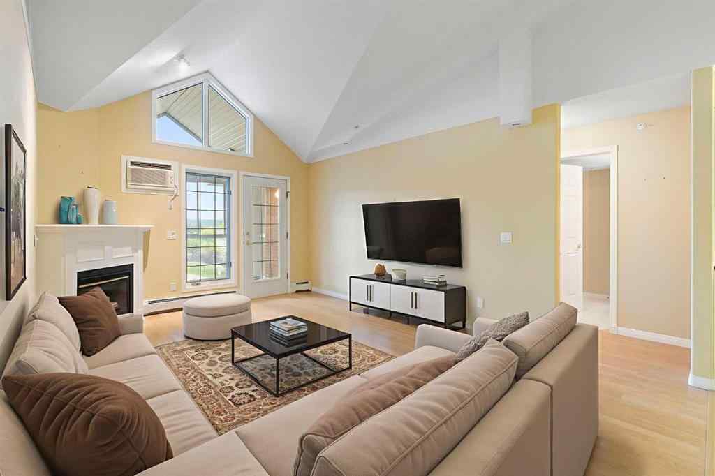 MLS® A2258024 - Unit #326 6868 Sierra Morena Boulevard SW in Signal Hill Calgary, Residential