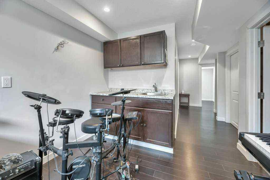 MLS® A2258026 - 4040 New Brighton Grove SE in New Brighton Calgary, Residential
