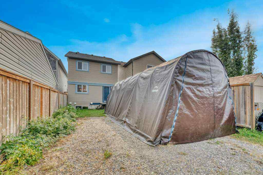MLS® A2258026 - 4040 New Brighton Grove SE in New Brighton Calgary, Residential