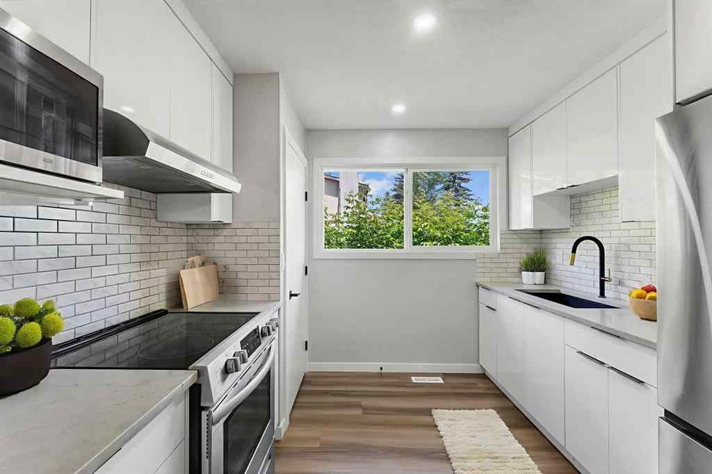 MLS® A2258027 - 1117 36 Street SE in Albert Park/Radisson Heights Calgary, Residential