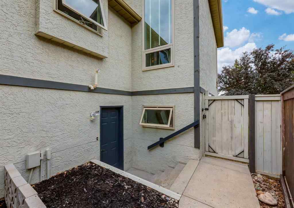 MLS® A2258036 - 187 Strathaven Circle SW in Strathcona Park Calgary, Residential