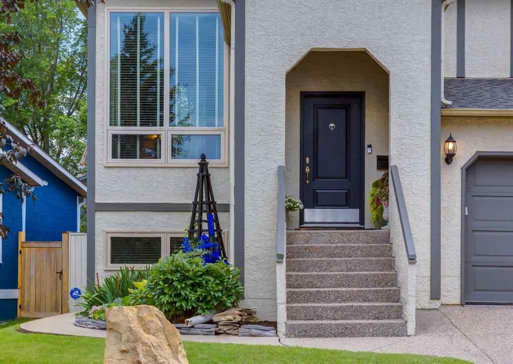 MLS® A2258036 - 187 Strathaven Circle SW in Strathcona Park Calgary, Residential