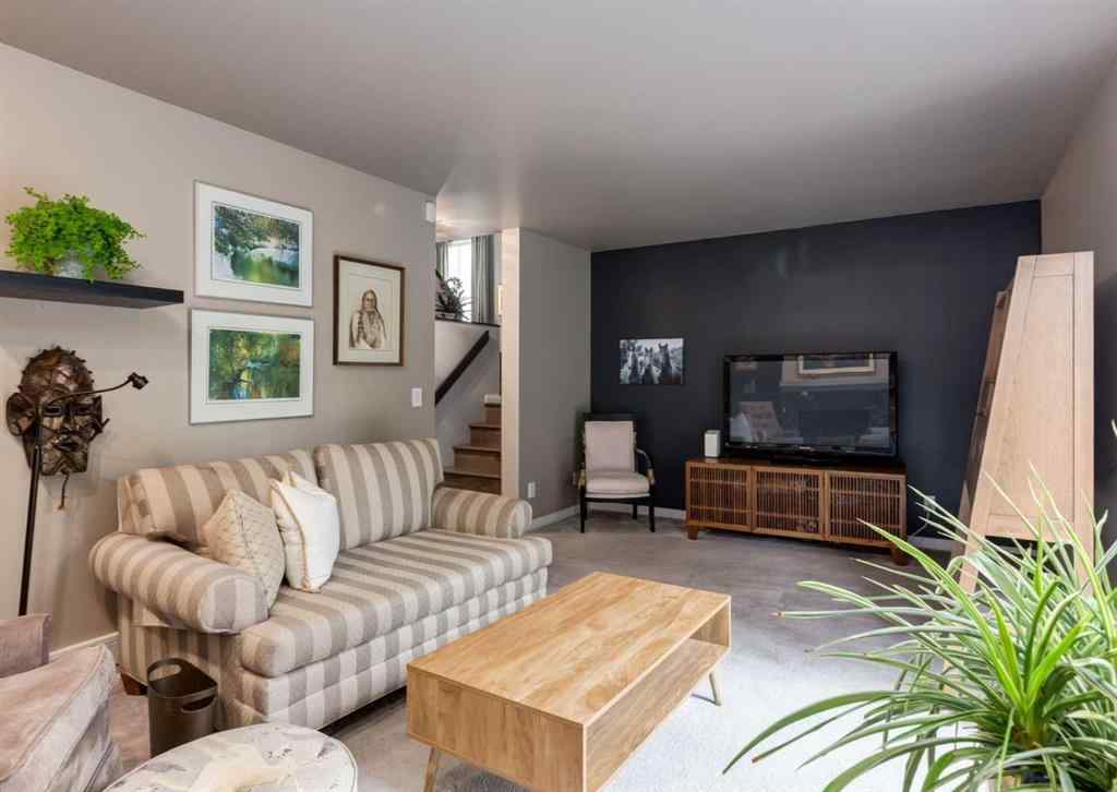 MLS® A2258036 - 187 Strathaven Circle SW in Strathcona Park Calgary, Residential