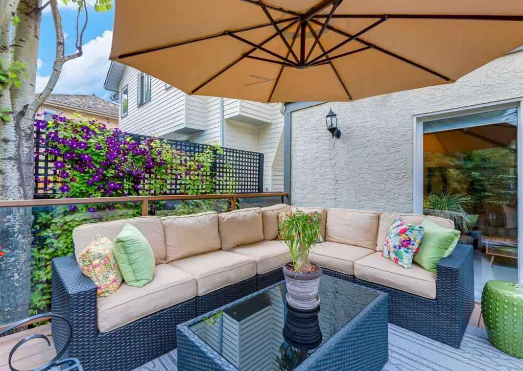 MLS® A2258036 - 187 Strathaven Circle SW in Strathcona Park Calgary, Residential