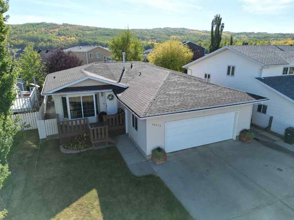 MLS® A2258037 - 10413 83 Street  in Saddleback Ridge Peace River, Residential
