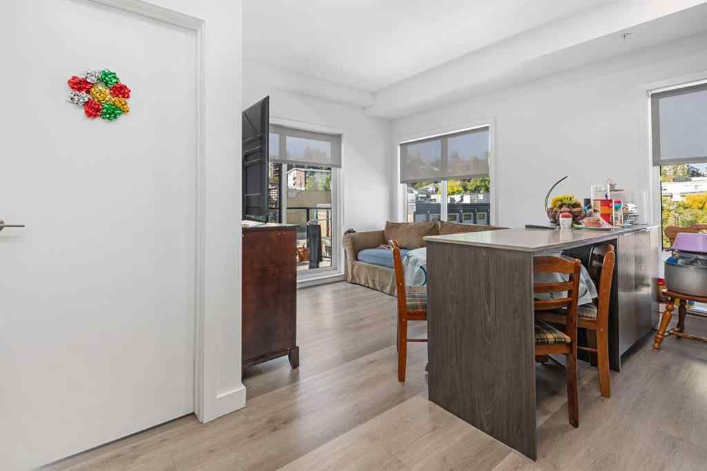 MLS® A2258038 - Unit #401 455 1 Avenue NE in Crescent Heights Calgary, Residential