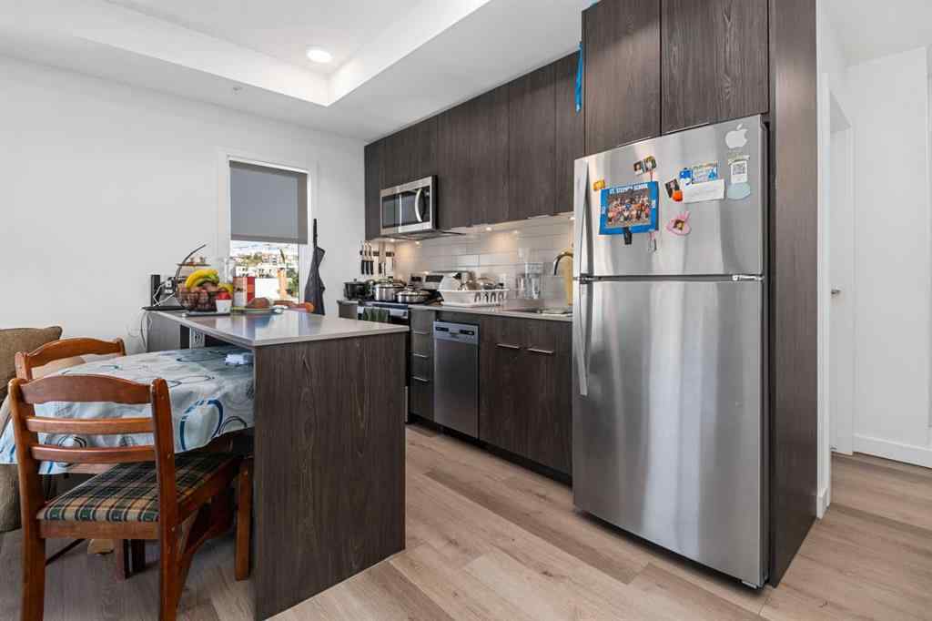 MLS® A2258038 - Unit #401 455 1 Avenue NE in Crescent Heights Calgary, Residential