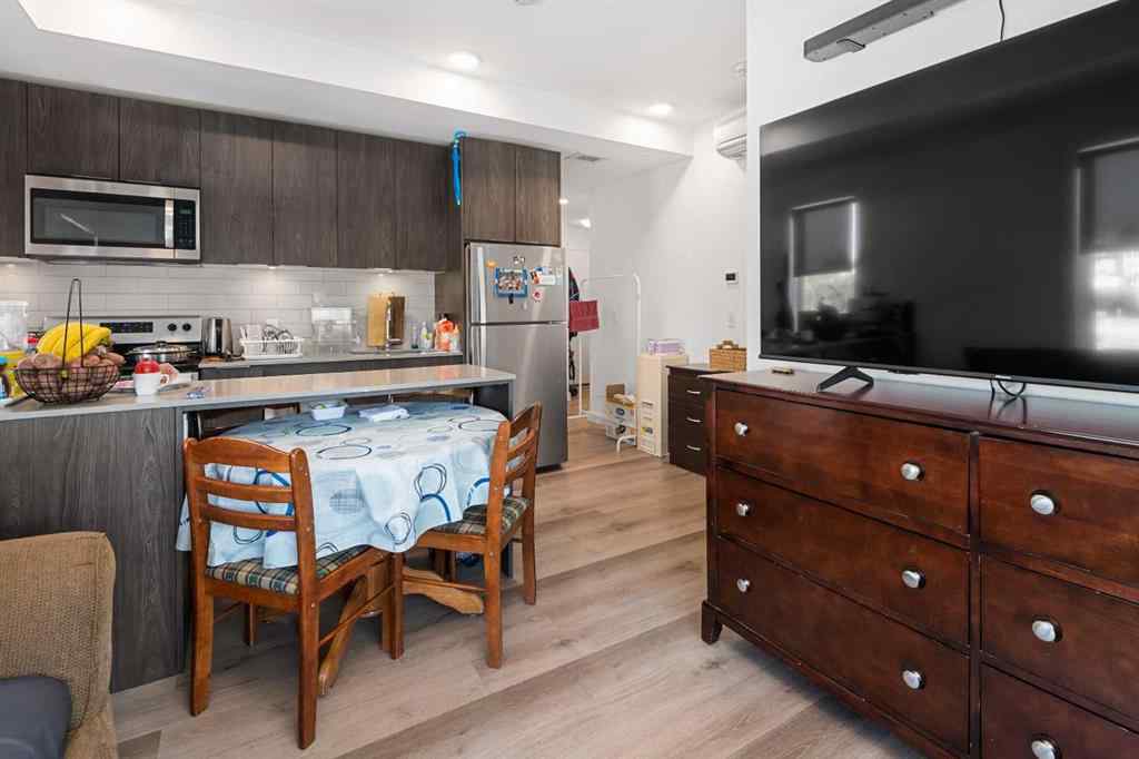 MLS® A2258038 - Unit #401 455 1 Avenue NE in Crescent Heights Calgary, Residential
