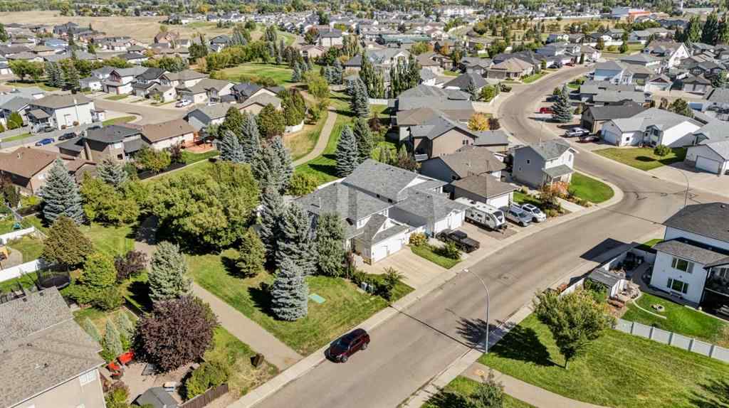 MLS® A2258041 - 175 Sundance Road SW in SW Southridge Medicine Hat, Residential