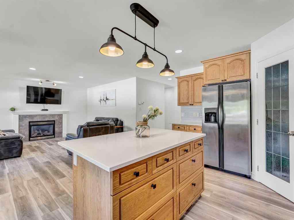 MLS® A2258041 - 175 Sundance Road SW in SW Southridge Medicine Hat, Residential