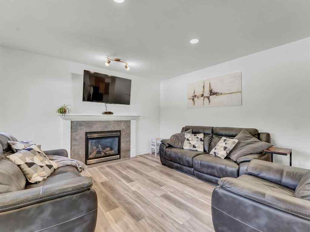 MLS® A2258041 - 175 Sundance Road SW in SW Southridge Medicine Hat, Residential