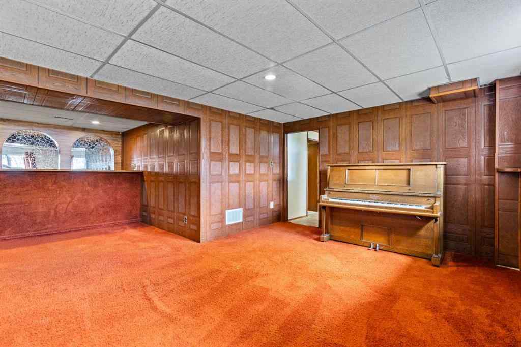 MLS® A2258043 - 18 Harmon Place SW in Haysboro Calgary, Residential