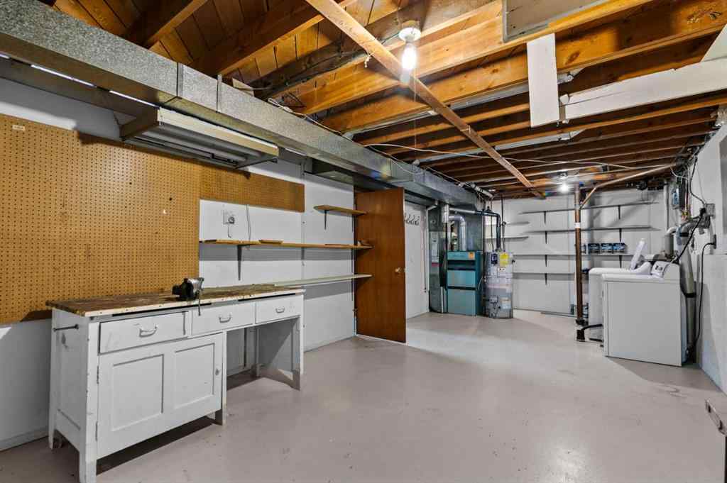 MLS® A2258043 - 18 Harmon Place SW in Haysboro Calgary, Residential