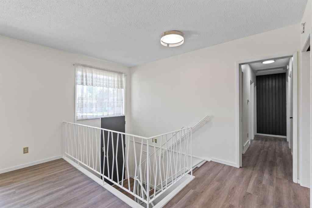 MLS® A2258043 - 18 Harmon Place SW in Haysboro Calgary, Residential