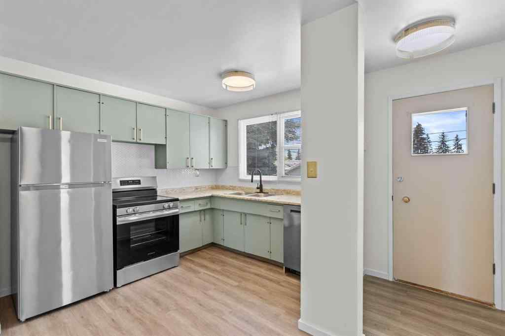 MLS® A2258043 - 18 Harmon Place SW in Haysboro Calgary, Residential