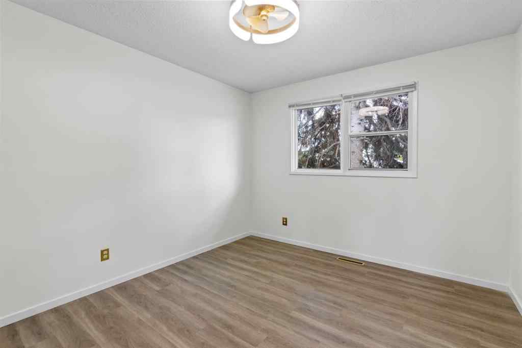 MLS® A2258043 - 18 Harmon Place SW in Haysboro Calgary, Residential