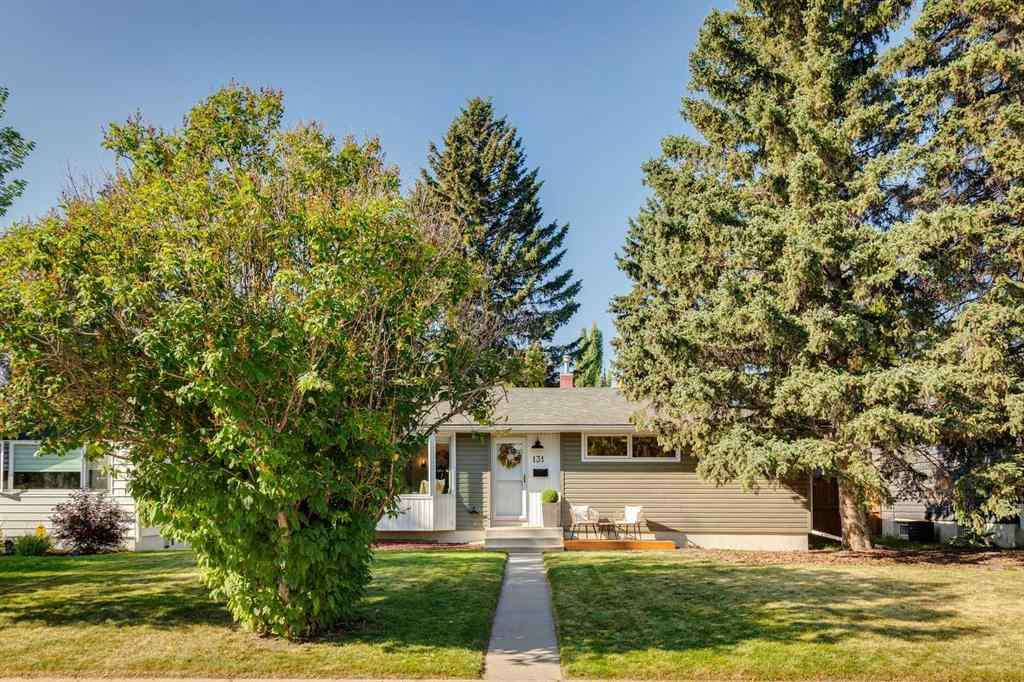 MLS® A2258046 - 131 Gloucester Crescent SW in Glamorgan Calgary, Residential