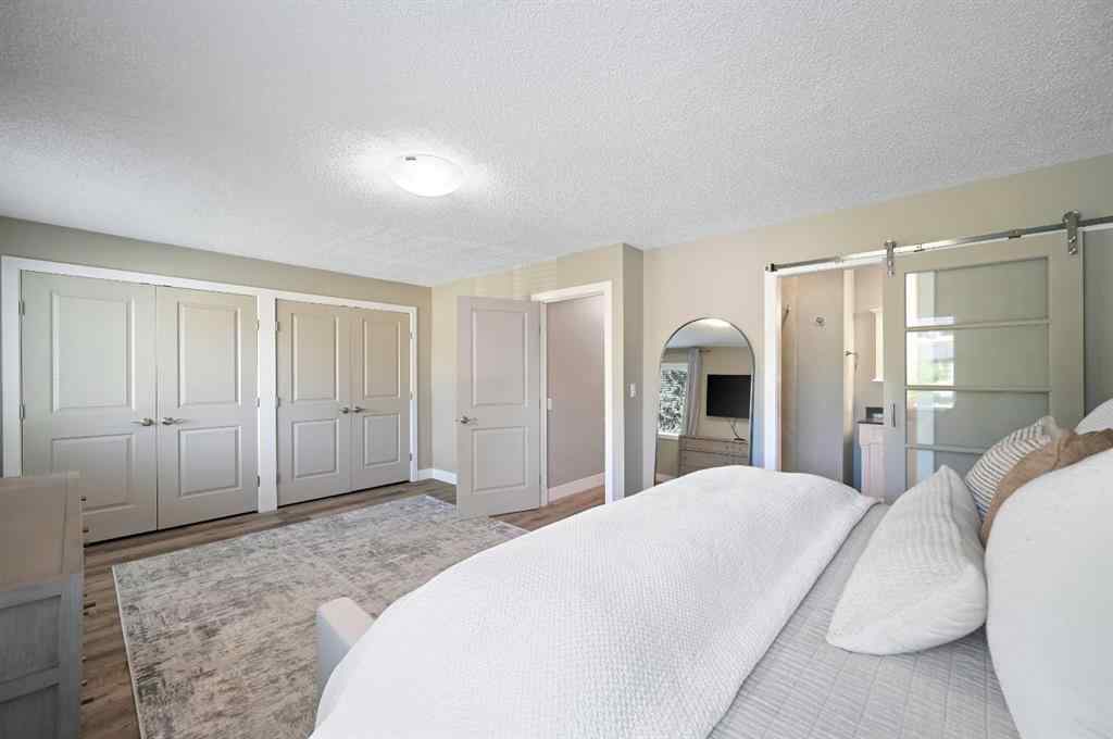 MLS® A2258048 - 439 Parkview Crescent SE in Parkland Calgary, Residential