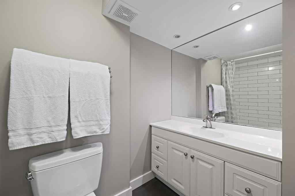 MLS® A2258048 - 439 Parkview Crescent SE in Parkland Calgary, Residential
