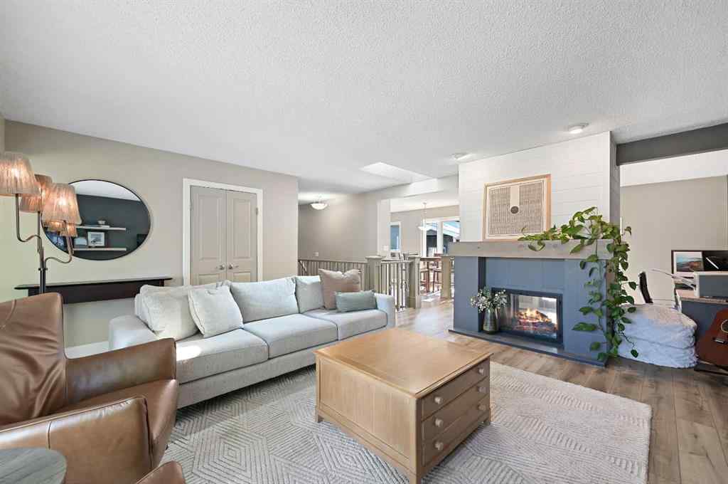 MLS® A2258048 - 439 Parkview Crescent SE in Parkland Calgary, Residential