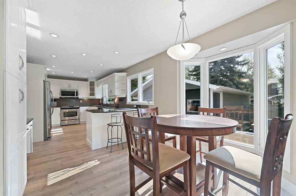 MLS® A2258048 - 439 Parkview Crescent SE in Parkland Calgary, Residential