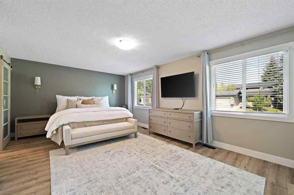 MLS® A2258048 - 439 Parkview Crescent SE in Parkland Calgary, Residential