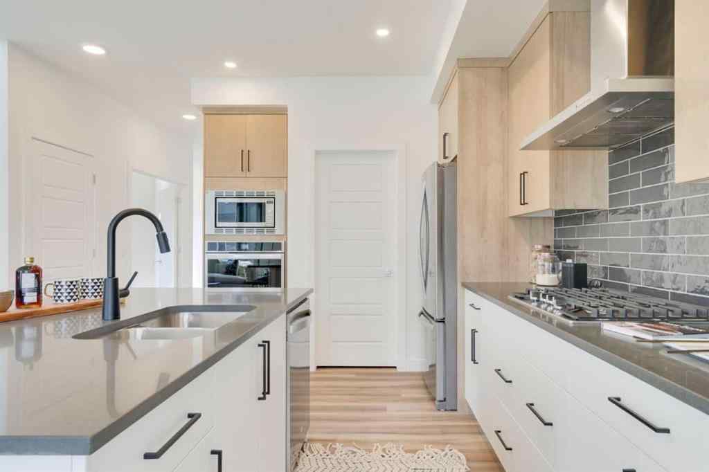 MLS® A2258052 - 87 Creekstone Common SW in Pine Creek Calgary, Residential