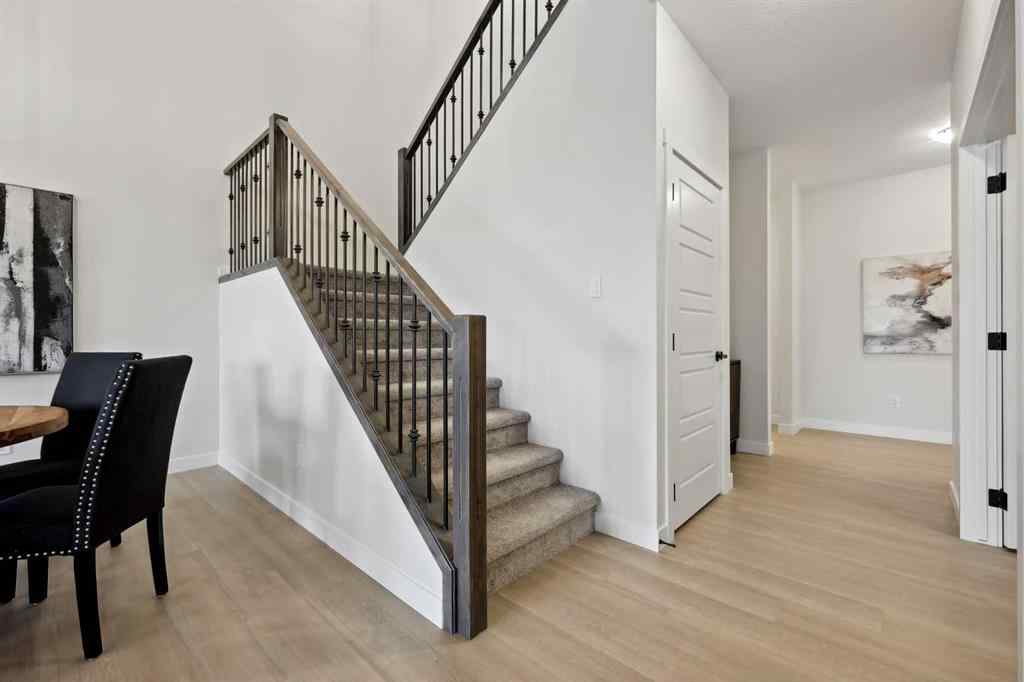 MLS® A2258060 - 43 Versant View SW in Alpine Park Calgary, Residential