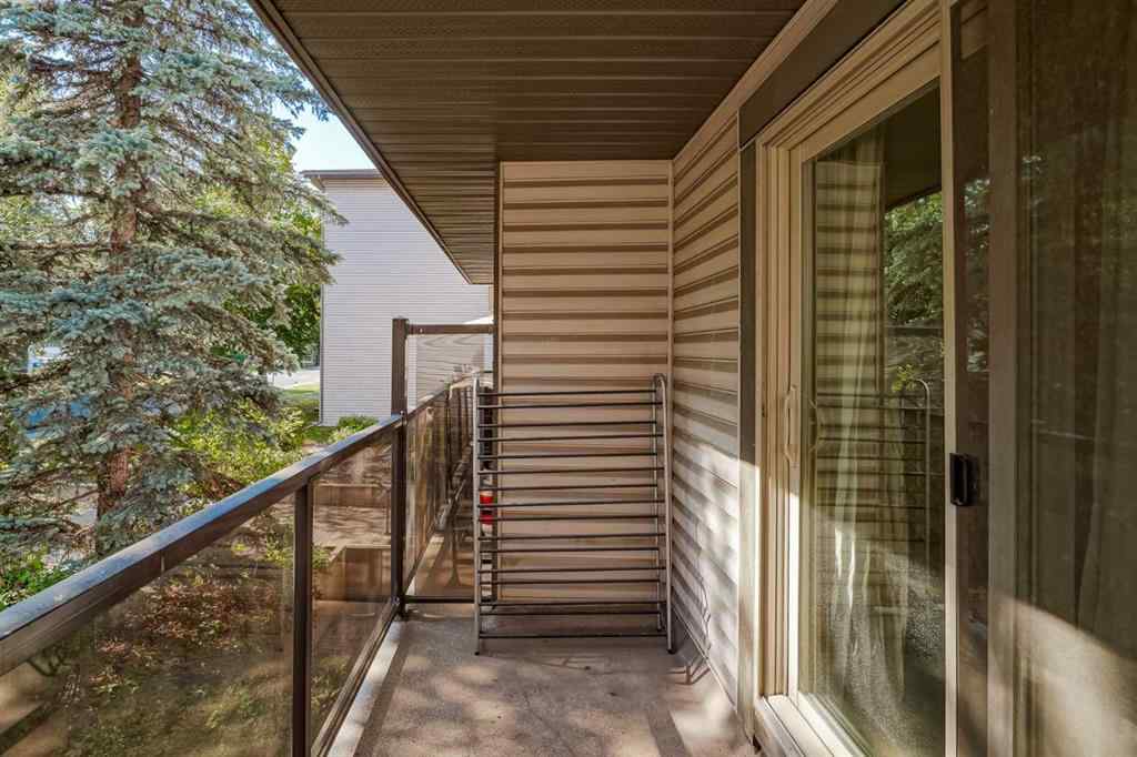 MLS® A2258061 - Unit #208 130 25 Avenue SW in Mission Calgary, Residential