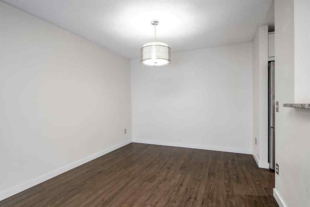 MLS® A2258061 - Unit #208 130 25 Avenue SW in Mission Calgary, Residential