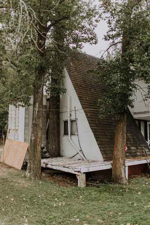 MLS® A2258062 - Cabin 62 Clear Lake   in NONE Rural Wainwright No. 61, M.D. of, Residential