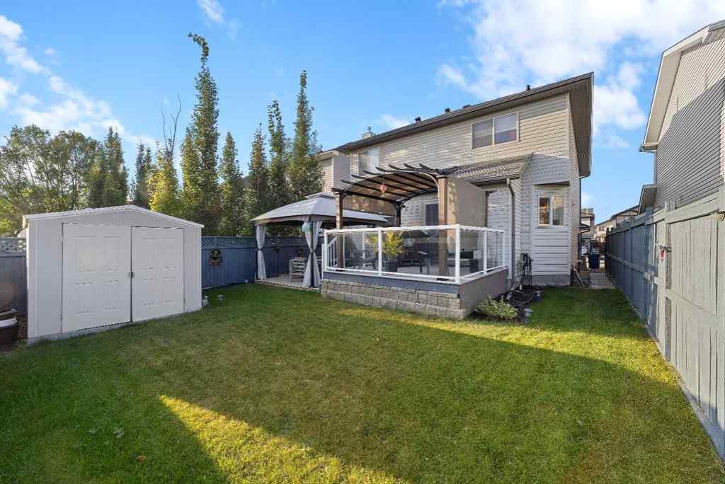MLS® A2258063 - 424 Stonegate Road NW in Stonegate Airdrie, Residential