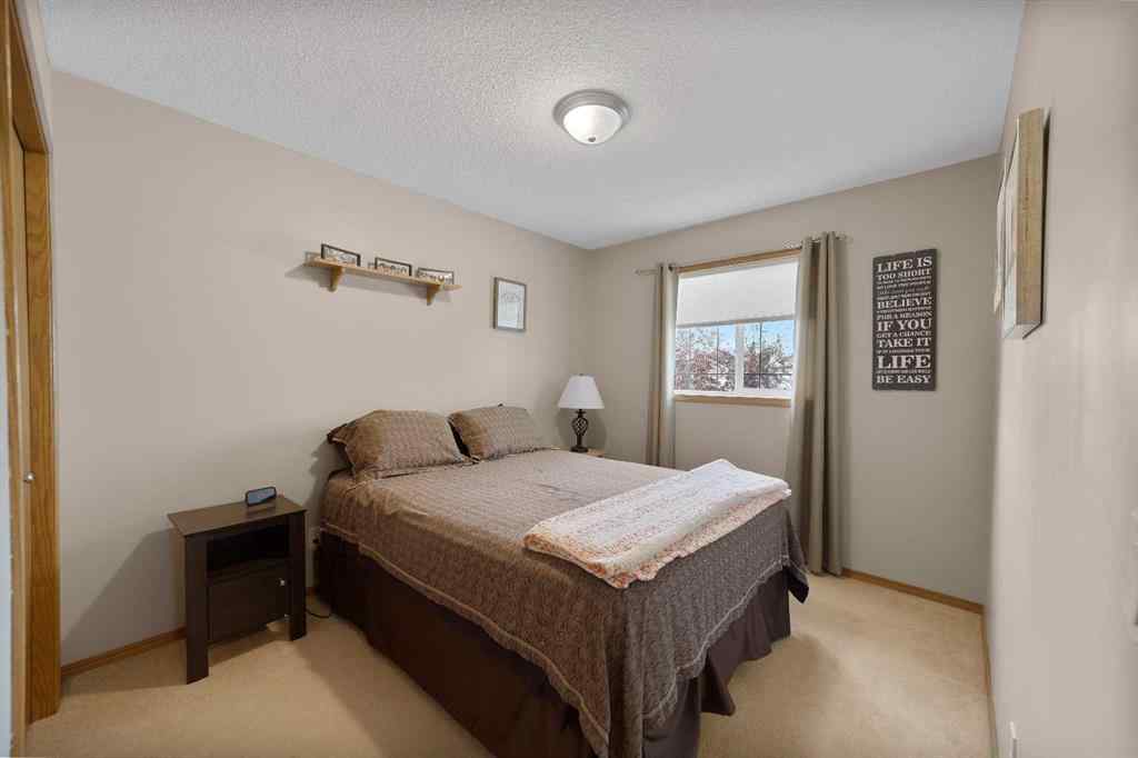 MLS® A2258063 - 424 Stonegate Road NW in Stonegate Airdrie, Residential