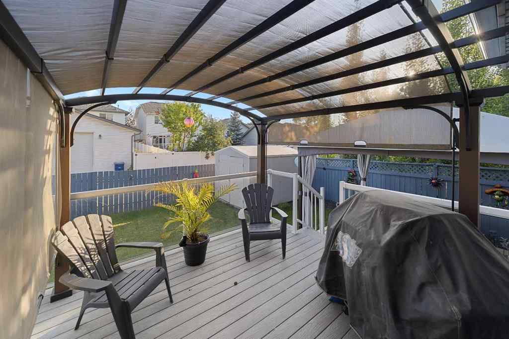 MLS® A2258063 - 424 Stonegate Road NW in Stonegate Airdrie, Residential