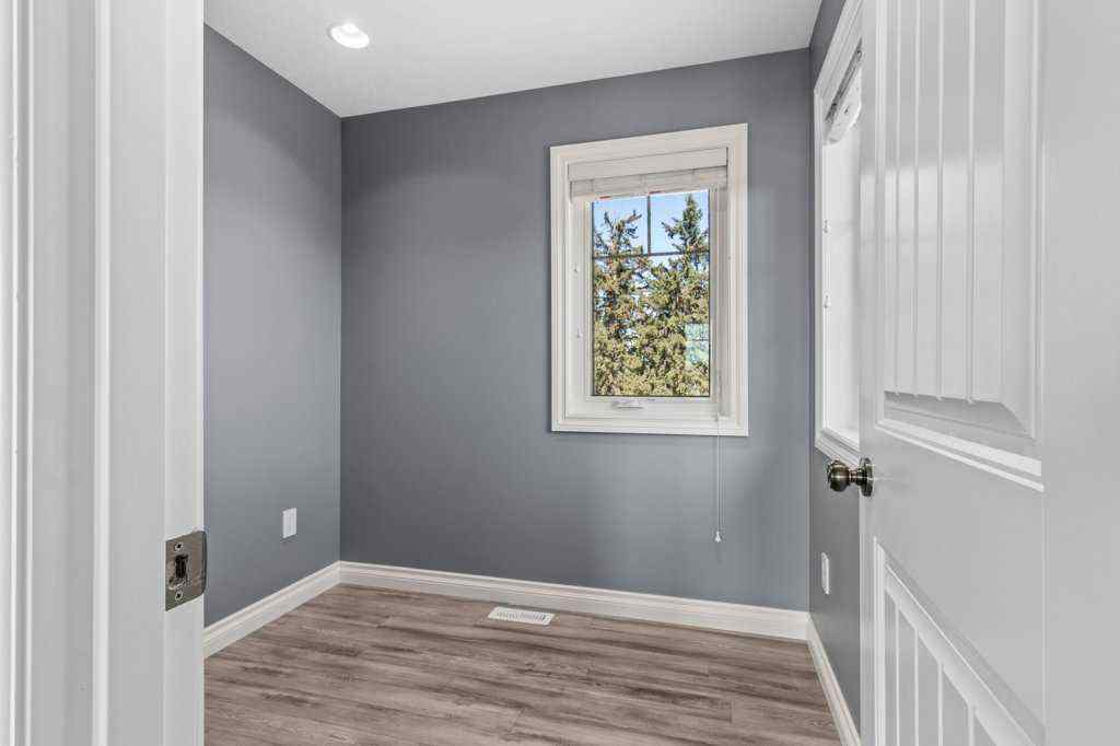 MLS® A2258075 - 28513 Township Road 374   in NONE Rural Red Deer County, Residential