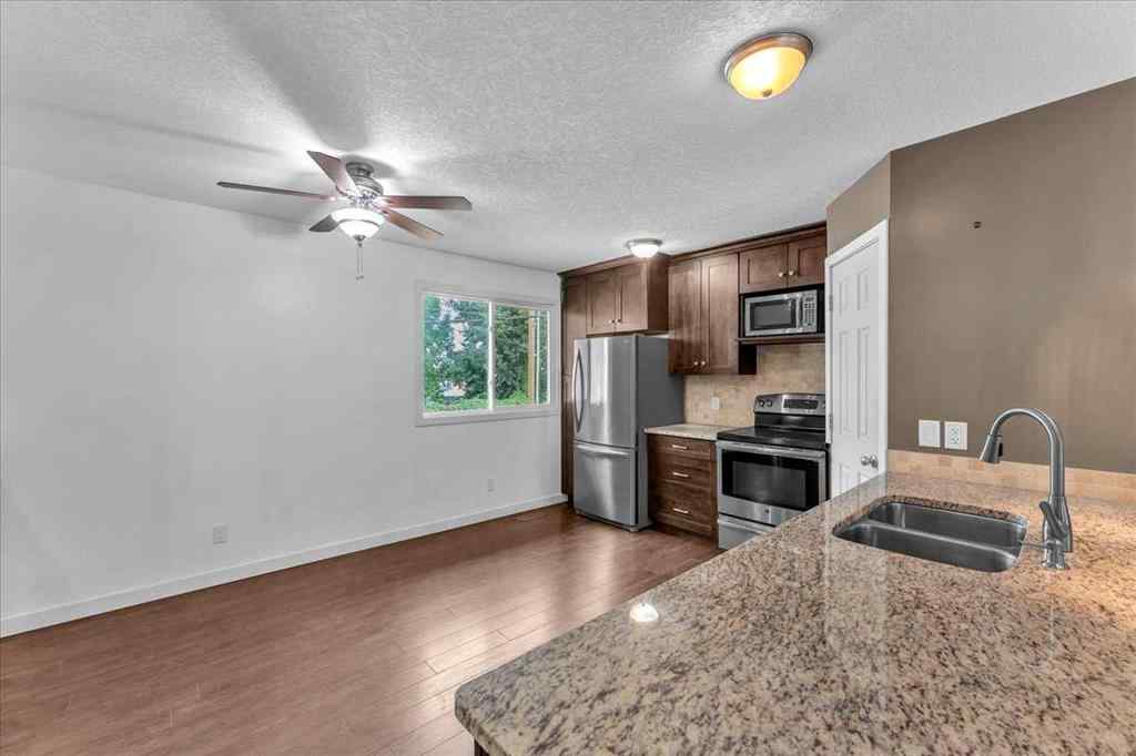 MLS® A2258083 - Unit #6 50 8 Avenue SE in Southeast Central High River High River, Residential