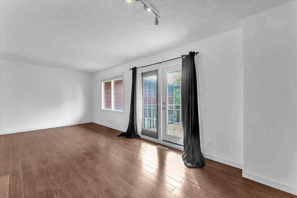 MLS® A2258083 - Unit #6 50 8 Avenue SE in Southeast Central High River High River, Residential
