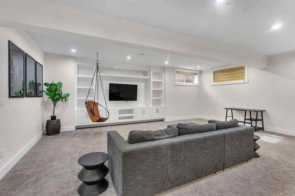 MLS® A2258093 - 602 22 Avenue NE in Winston Heights/Mountview Calgary, Residential