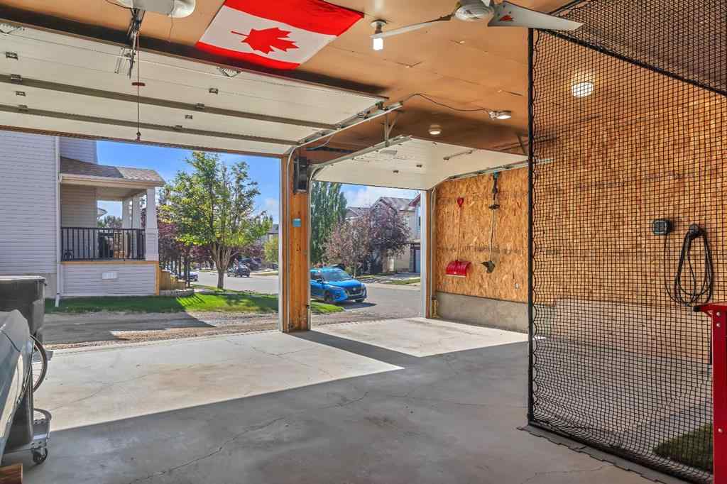 MLS® A2258097 - 140 Tuscany Ridge Terrace NW in Tuscany Calgary, Residential