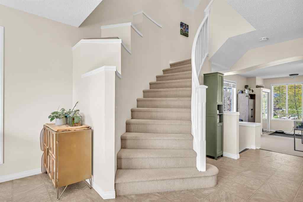 MLS® A2258097 - 140 Tuscany Ridge Terrace NW in Tuscany Calgary, Residential