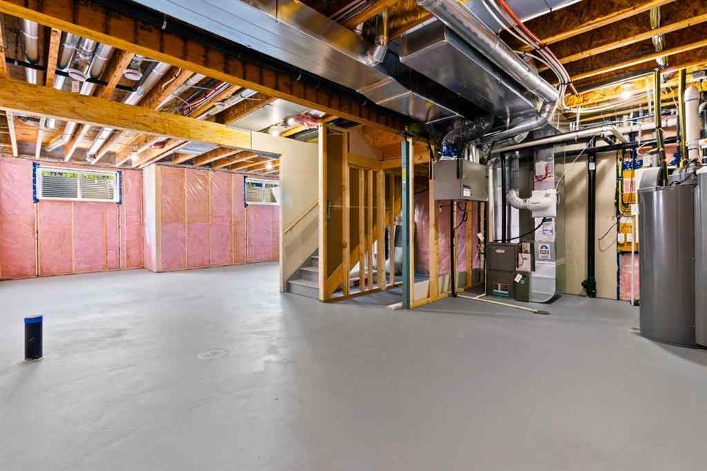 MLS® A2258100 - 121 Creekstone Landing SW in Pine Creek Calgary, Residential
