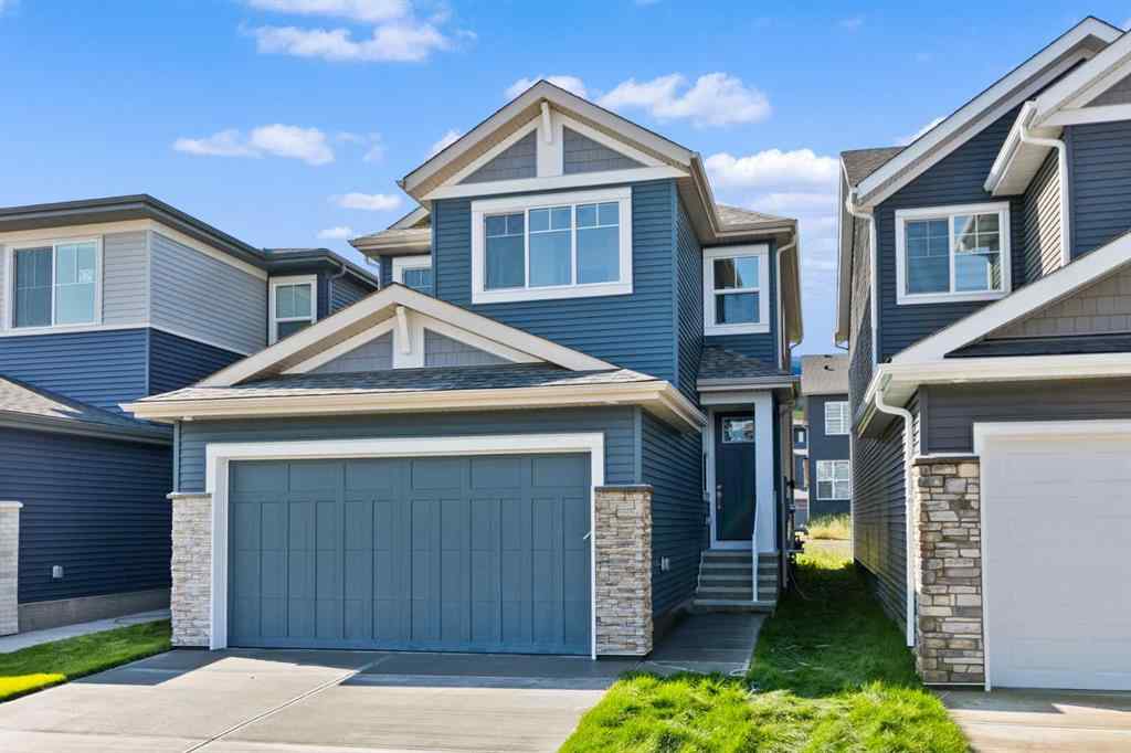 MLS® A2258100 - 121 Creekstone Landing SW in Pine Creek Calgary, Residential